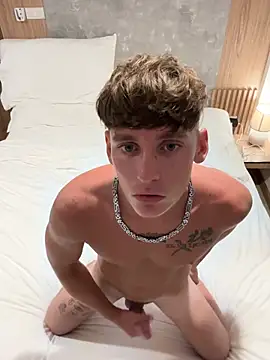 Snapshot of Hornyyoungstud123 chatting on July 7, 2026, 7:18 pm Hornyyoungstud123 online show from July 7, 2026, 7:18 pm