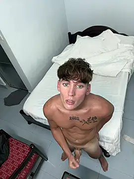 Snapshot of Hornyyoungstud123 chatting on August 4, 2026, 1:14 pm Hornyyoungstud123 online show from August 4, 2026, 1:14 pm