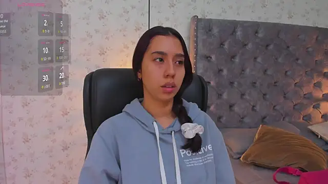 Snapshot of MissSussy chatting on November 25, 2025, 11:43 am MissSussy online show from November 25, 2025, 11:43 am