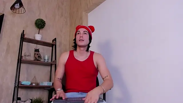 Karimferrer online show from November 4, 2025, 7:24 pm