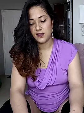 Snapshot of LisbethMoore_ chatting on May 27, 2026, 3:09 pm LisbethMoore online show from May 27, 2026, 3:09 pm