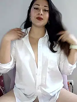 Snapshot of LisbethMoore_ chatting on May 31, 2026, 6:20 pm LisbethMoore online show from May 31, 2026, 6:20 pm