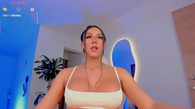 Pretty Mariangel online show from December 19, 2025, 1:01 am