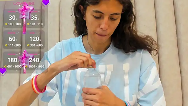 Snapshot of FreyaMoller chatting on February 10, 2025, 7:17 pm FreyaMoller online show from February 10, 2025, 7:17 pm