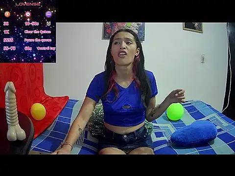 Snapshot of Hanha00 chatting on December 22, 2024, 3:33 am Hanha00 online show from December 22, 2024, 3:33 am