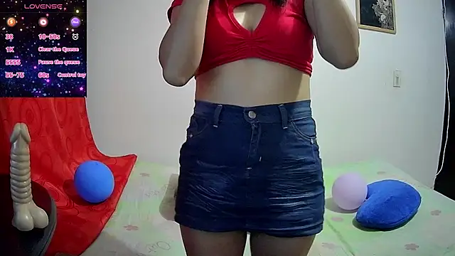 Snapshot of Hanha00 chatting on March 8, 2025, 11:39 pm Hanha00 online show from March 8, 2025, 11:39 pm