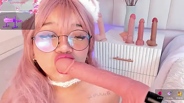 Snapshot of Sally__Walker chatting on February 12, 2025, 10:26 pm Sally Walker online show from February 12, 2025, 10:26 pm