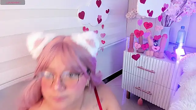 Snapshot of Sally__Walker chatting on February 14, 2025, 7:23 pm Sally Walker online show from February 14, 2025, 7:23 pm