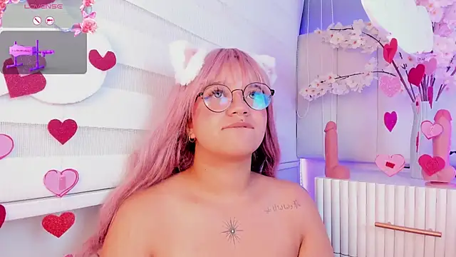 Snapshot of Sally__Walker chatting on February 15, 2025, 1:31 am Sally Walker online show from February 15, 2025, 1:31 am