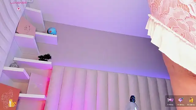 Snapshot of Sally__Walker chatting on November 19, 2025, 3:06 am Sally Walker online show from November 19, 2025, 3:06 am