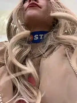 Snapshot of Times__Square chatting on December 28, 2024, 8:16 am Times Square online show from December 28, 2024, 8:16 am