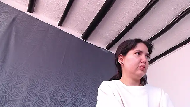 Snapshot of Freyja_eter chatting on June 29, 2026, 2:06 pm Freyja eter online show from June 29, 2026, 2:06 pm