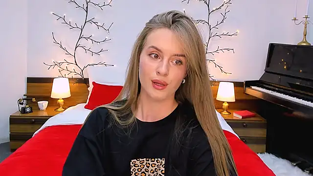 Snapshot of RozzitaBedberry chatting on January 31, 2025, 8:22 pm RozzitaBedberry online show from January 31, 2025, 8:22 pm