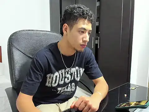 Chandler ken online show from October 30, 2025, 1:18 am