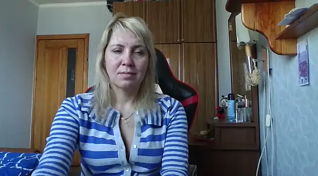 Snapshot of IrinaB1 chatting on February 27, 2025, 9:11 am IrinaB1 online show from February 27, 2025, 9:11 am