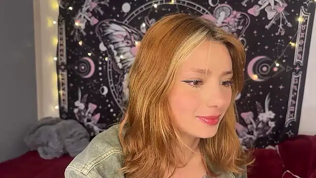 Snapshot of ari_kat chatting on June 24, 2026, 1:04 am ari kat online show from June 24, 2026, 1:04 am