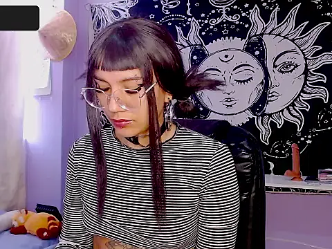 melissahowl online show from July 19, 2026, 3:49 pm