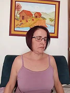 Snapshot of IsisBlake chatting on June 27, 2026, 5:29 pm IsisBlake online show from June 27, 2026, 5:29 pm