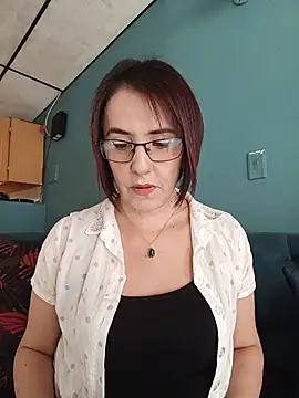 Snapshot of IsisBlake chatting on August 3, 2026, 8:12 pm IsisBlake online show from August 3, 2026, 8:12 pm