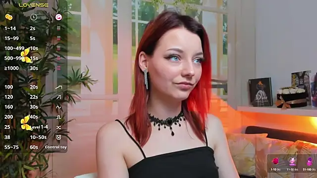 pretty little thing online show from February 12, 2025, 8:40 pm