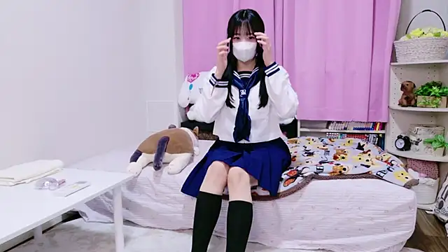 Snapshot of Mia--meow chatting on March 14, 2025, 12:29 pm Mia--meow online show from March 14, 2025, 12:29 pm