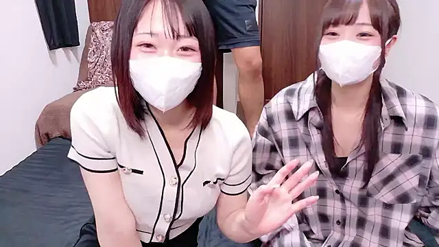 Snapshot of Mia--meow chatting on October 10, 2025, 12:37 pm Mia--meow online show from October 10, 2025, 12:37 pm