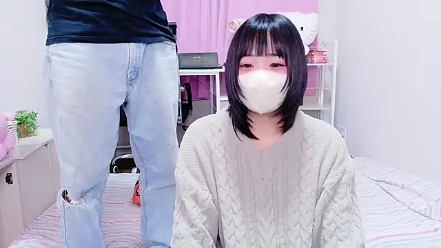 Snapshot of Mia--meow chatting on November 5, 2025, 12:16 pm Mia--meow online show from November 5, 2025, 12:16 pm