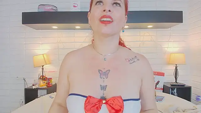 Snapshot of HannaBrave chatting on January 19, 2025, 8:09 pm HannaBrave online show from January 19, 2025, 8:09 pm