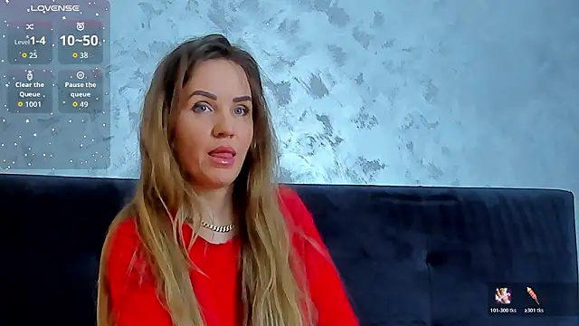 3lla Rose online show from March 8, 2026, 8:01 pm