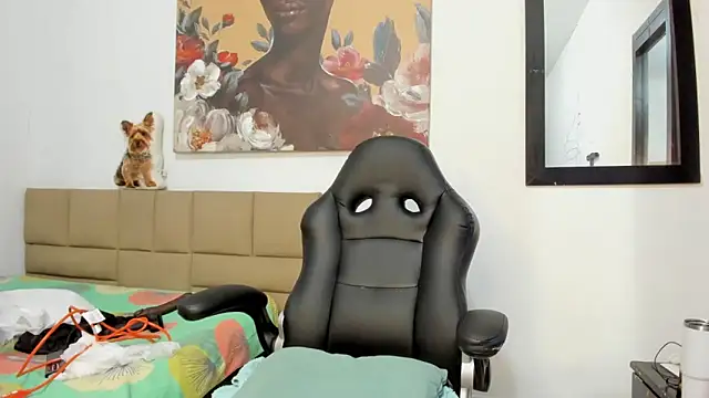 Snapshot of lilybaudyn_ chatting on October 29, 2025, 5:58 pm lilybaudyn online show from October 29, 2025, 5:58 pm