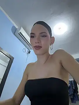 Snapshot of Carlita_cute chatting on May 16, 2026, 12:18 am Carlita cute online show from May 16, 2026, 12:18 am