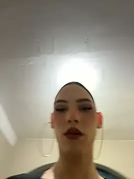 Carlita cute online show from June 25, 2026, 3:39 am