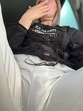 Crazy-Rosa online show from March 20, 2025, 9:48 am