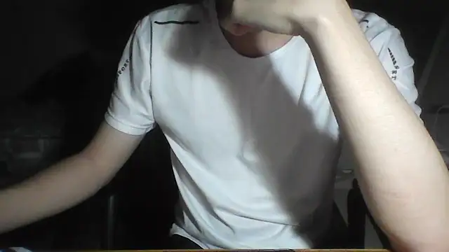 Snapshot of YunheLEE chatting on April 8, 2026, 2:17 pm YunheLEE online show from April 8, 2026, 2:17 pm