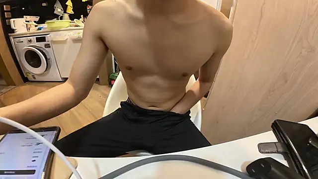 Snapshot of YunheLEE chatting on May 21, 2026, 1:51 pm YunheLEE online show from May 21, 2026, 1:51 pm