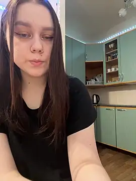 Snapshot of Marylallka5 chatting on February 4, 2025, 4:37 am Marylallka5 online show from February 4, 2025, 4:37 am