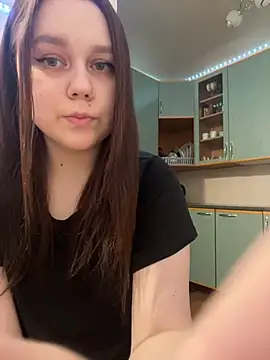 Snapshot of Marylallka5 chatting on February 8, 2025, 3:00 pm Marylallka5 online show from February 8, 2025, 3:00 pm