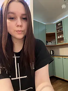 Snapshot of Marylallka5 chatting on March 12, 2025, 7:17 pm Marylallka5 online show from March 12, 2025, 7:17 pm