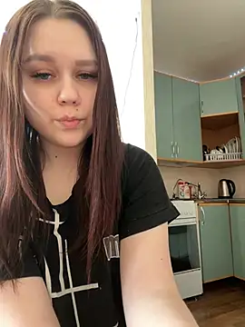 Snapshot of Marylallka5 chatting on March 14, 2025, 2:41 pm Marylallka5 online show from March 14, 2025, 2:41 pm