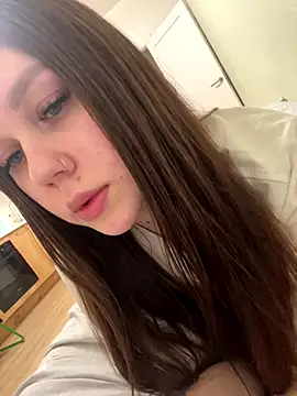 Snapshot of Marylallka5 chatting on October 29, 2025, 5:04 pm Marylallka5 online show from October 29, 2025, 5:04 pm