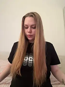 Marylallka5 online show from June 20, 2026, 2:31 pm