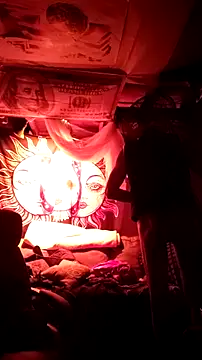 Snapshot of Gillygilly76 chatting on February 24, 2025, 9:21 am Gillygilly76 online show from February 24, 2025, 9:21 am