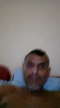 Snapshot of Gillygilly76 chatting on July 9, 2026, 4:44 pm Gillygilly76 online show from July 9, 2026, 4:44 pm
