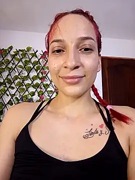 ValeryThunder online show from December 16, 2025, 9:42 pm