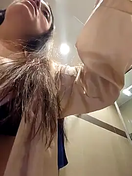 valery mora online show from December 20, 2024, 5:40 pm