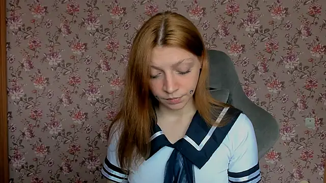 Lolly Haze online show from June 12, 2026, 4:11 am
