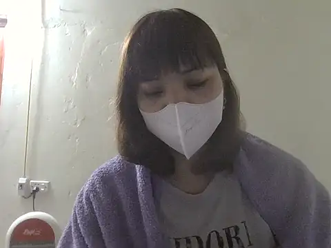 Angela-Eira online show from March 6, 2026, 11:23 pm