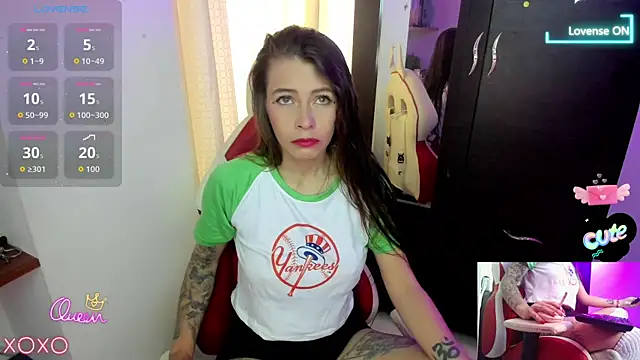 sweetlittlelisa online show from January 13, 2026, 6:13 pm