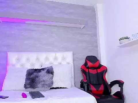 Snapshot of thararouse chatting on February 4, 2025, 12:22 pm thararouse online show from February 4, 2025, 12:22 pm