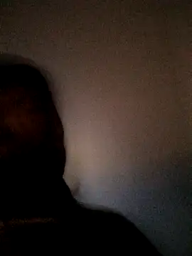 weedmanhot28 online show from March 7, 2025, 1:51 pm